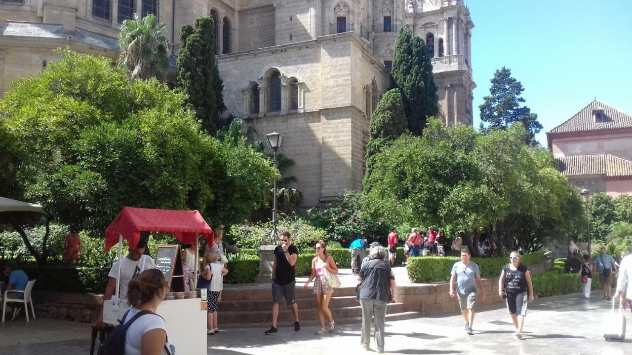 Apartamento La Niña Chica Málaga Exterior foto