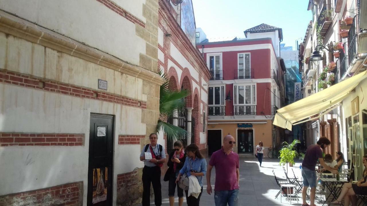 Apartamento La Niña Chica Málaga Exterior foto